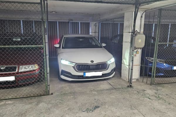 Prenájom garáže 15 m², Prenájom garáže 15 m²,