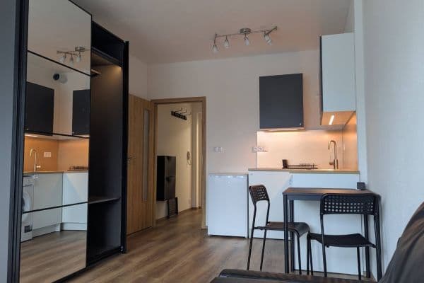 Prenájom bytu 1-izbový 23 m², 3846, Brno Prenájom bytu 1-izbový 23 m², 3846, Brno