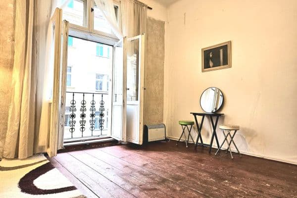 Prenájom bytu 3-izbový 90 m², Krásova, Praha Prenájom bytu 3-izbový 90 m², Krásova, Praha