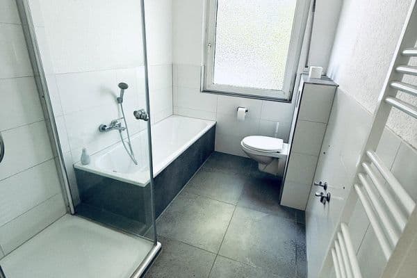 Prenájom bytu 4-izbový 112 m², Kirchplatz 8, Kamen Prenájom bytu 4-izbový 112 m², Kirchplatz 8, Kamen