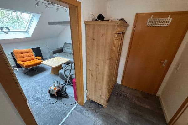 Prenájom bytu 2-izbový 40 m², Hitdorfer Str. 36, Langenfeld Prenájom bytu 2-izbový 40 m², Hitdorfer Str. 36, Langenfeld