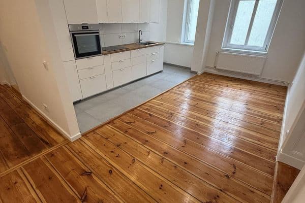 Prenájom bytu 2-izbový 62 m², Kantstraße, Berlin, Berlín Prenájom bytu 2-izbový 62 m², Kantstraße, Berlin, Berlín