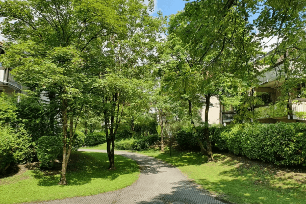 Prenájom bytu 3-izbový 105 m², München, Bavorsko Prenájom bytu 3-izbový 105 m², München, Bavorsko