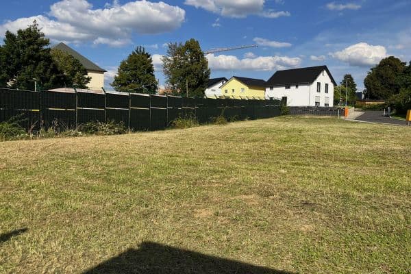 Predaj pozemku 1.263 m², Kurt-Moosdorf-Straße 31, Büdingen Predaj pozemku 1.263 m², Kurt-Moosdorf-Straße 31, Büdingen