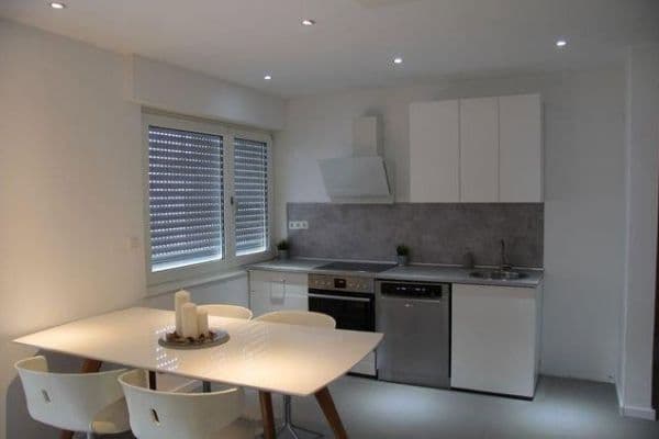 Prenájom bytu 2-izbový 51 m², Schloßwiesenweg, Esslingen am Neckar Prenájom bytu 2-izbový 51 m², Schloßwiesenweg, Esslingen am Neckar