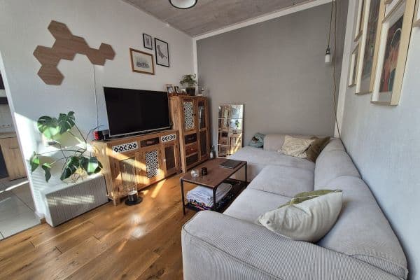 Prenájom bytu 2-izbový 51 m², Zehntenhofstr. 37, Wiesbaden, Hesensko Prenájom bytu 2-izbový 51 m², Zehntenhofstr. 37, Wiesbaden, Hesensko