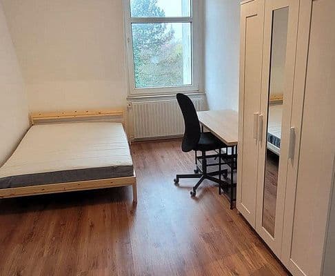 Prenájom bytu 4-izbový 12 m², Nobbenburger Straße 8, Osnabrück, Dolné Sasko Prenájom bytu 4-izbový 12 m², Nobbenburger Straße 8, Osnabrück, Dolné Sasko