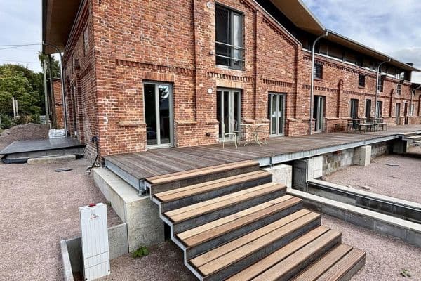 Prenájom bytu 3-izbový 155 m², Madsow 19-22, Neuburg OT Madsow Prenájom bytu 3-izbový 155 m², Madsow 19-22, Neuburg OT Madsow