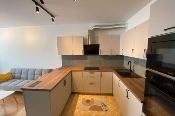 Predaj bytu 2-izbový 54 m², Zakšínská, Praha Predaj bytu 2-izbový 54 m², Zakšínská, Praha