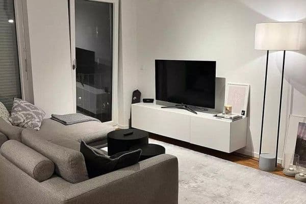 Prenájom bytu 2-izbový 67 m², Düsseldorf, Severné Porýnie - Westfálsko Prenájom bytu 2-izbový 67 m², Düsseldorf, Severné Porýnie - Westfálsko