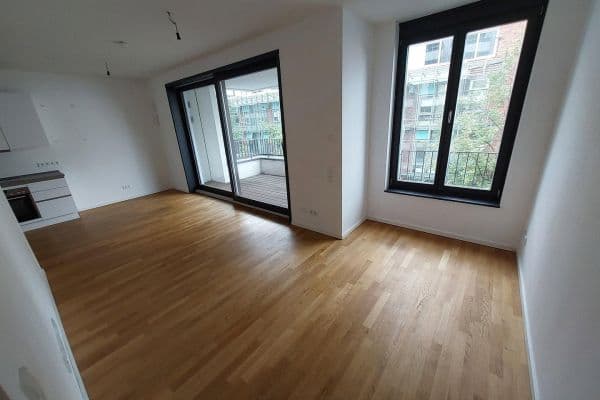 Prenájom bytu 3-izbový 119 m², Kommandanten str 77, Berlin, Berlín Prenájom bytu 3-izbový 119 m², Kommandanten str 77, Berlin, Berlín