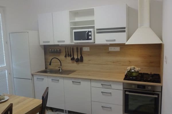 Prenájom bytu 3-izbový 70 m², Vígľašská, Petržalka Prenájom bytu 3-izbový 70 m², Vígľašská, Petržalka