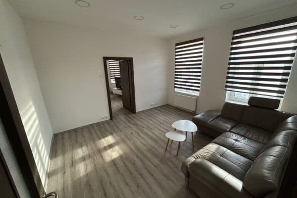 Prenájom bytu 2-izbový 65 m², Dr. Milady Horákové, Liberec, Liberecký kraj Prenájom bytu 2-izbový 65 m², Dr. Milady Horákové, Liberec, Liberecký kraj