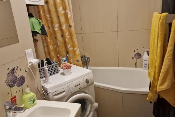 Prenájom bytu 3-izbový 83 m², Bratří Křičků, Brno Prenájom bytu 3-izbový 83 m², Bratří Křičků, Brno