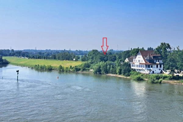 Predaj nebytového priestoru 2.573 m², Duisburg Predaj nebytového priestoru 2.573 m², Duisburg