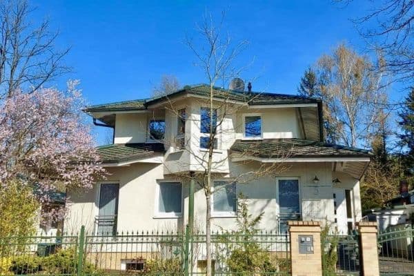 Predaj domu 273 m², pozemek 1.159 m², Zühlsdorf Predaj domu 273 m², pozemek 1.159 m², Zühlsdorf