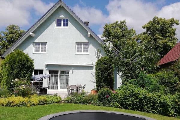 Predaj domu 235 m², pozemek 1.977 m², Dorfstr. 35, Nauen Ortsteil Kienberg Predaj domu 235 m², pozemek 1.977 m², Dorfstr. 35, Nauen Ortsteil Kienberg