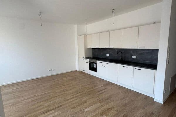 Prenájom bytu 2-izbový 68 m², Eiswerderstraße 10 A-J, Berlin, Berlín Prenájom bytu 2-izbový 68 m², Eiswerderstraße 10 A-J, Berlin, Berlín