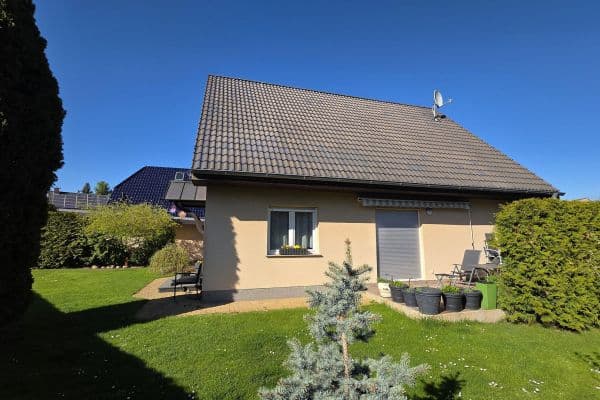 Predaj domu 135 m², pozemek 475 m², Velten Predaj domu 135 m², pozemek 475 m², Velten