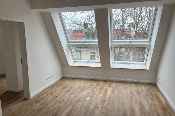 Prenájom bytu 2-izbový 48 m², Dietzgenstraße 93, Berlin, Berlín Prenájom bytu 2-izbový 48 m², Dietzgenstraße 93, Berlin, Berlín