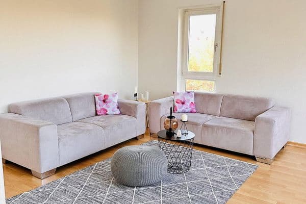 Prenájom bytu 2-izbový 64 m², Leonberg Prenájom bytu 2-izbový 64 m², Leonberg