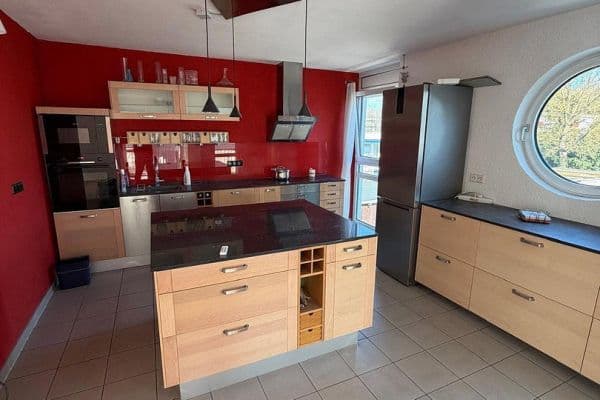 Prenájom bytu 4-izbový 137 m², Bietigheim-Bissingen Prenájom bytu 4-izbový 137 m², Bietigheim-Bissingen