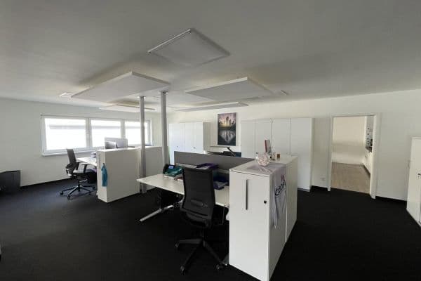 Prenájom kancelárie 245 m², Homburger Str. 69a, Bad Vilbel Prenájom kancelárie 245 m², Homburger Str. 69a, Bad Vilbel