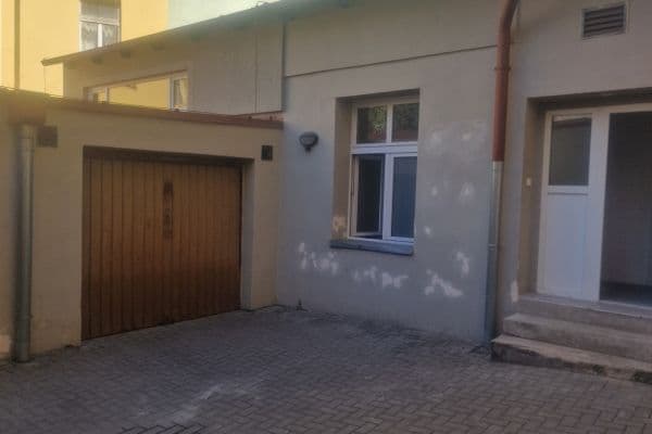 Prenájom nebytového priestoru 63 m², Nuselská, Praha Prenájom nebytového priestoru 63 m², Nuselská, Praha