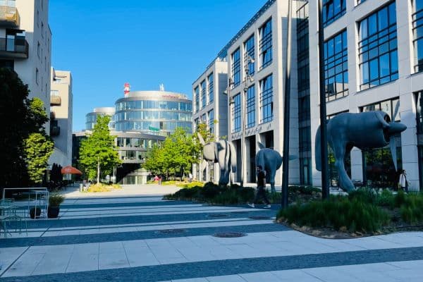 Prenájom bytu 4-izbový 99 m², Praha Prenájom bytu 4-izbový 99 m², Praha