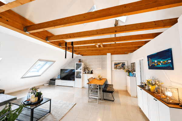 Prenájom bytu 2-izbový 67 m², Boseweg 24, Frankfurt am Main Prenájom bytu 2-izbový 67 m², Boseweg 24, Frankfurt am Main