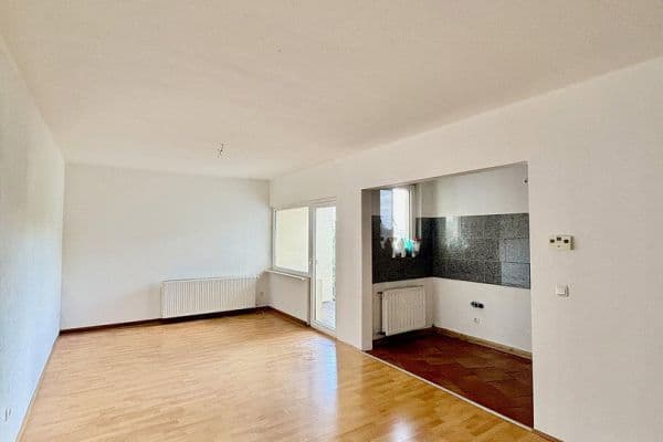 Prenájom bytu 2-izbový 70 m², Carmerstr. 29, Essen Prenájom bytu 2-izbový 70 m², Carmerstr. 29, Essen