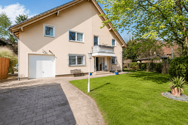Predaj domu 250 m², pozemek 898 m², Berlin, Berlín Predaj domu 250 m², pozemek 898 m², Berlin, Berlín