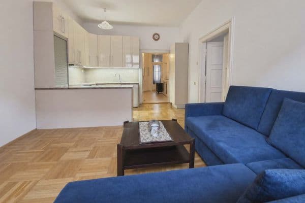 Prenájom bytu 3-izbový 85 m², Podskalská, Praha Prenájom bytu 3-izbový 85 m², Podskalská, Praha