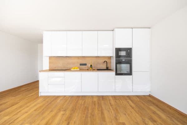 Predaj bytu 3-izbový 71 m², Jílovská, Praha Predaj bytu 3-izbový 71 m², Jílovská, Praha