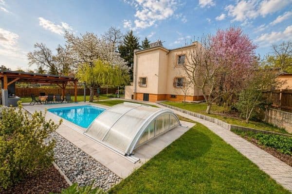 Predaj domu 165 m², pozemek 823 m², Vestecká, Vestec Predaj domu 165 m², pozemek 823 m², Vestecká, Vestec