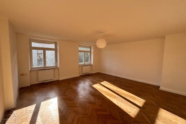Prenájom bytu 2-izbový 65 m², Slovinská, Brno Prenájom bytu 2-izbový 65 m², Slovinská, Brno