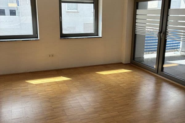 Prenájom bytu 3-izbový 85 m², Nordbergstrasse 25, Heilbronn, Bádensko-Wurttembersko Prenájom bytu 3-izbový 85 m², Nordbergstrasse 25, Heilbronn, Bádensko-Wurttembersko