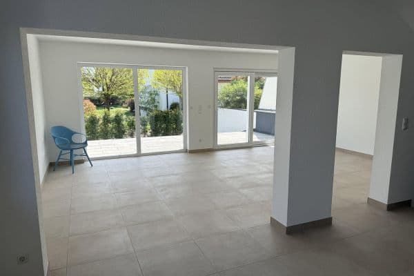 Prenájom domu 132 m², pozemek 400 m², Rödermark Ober-Roden Prenájom domu 132 m², pozemek 400 m², Rödermark Ober-Roden