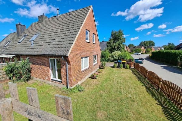 Predaj domu 104 m², pozemek 287 m², Quarnbek Predaj domu 104 m², pozemek 287 m², Quarnbek