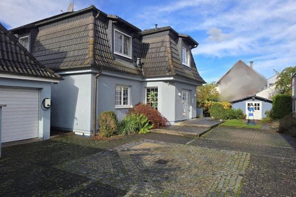 Predaj domu 310 m², pozemek 743 m², Rodenbach Predaj domu 310 m², pozemek 743 m², Rodenbach