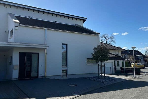 Predaj domu 183 m², pozemek 542 m², Schwalbenweg 3, Oerlinghausen Predaj domu 183 m², pozemek 542 m², Schwalbenweg 3, Oerlinghausen