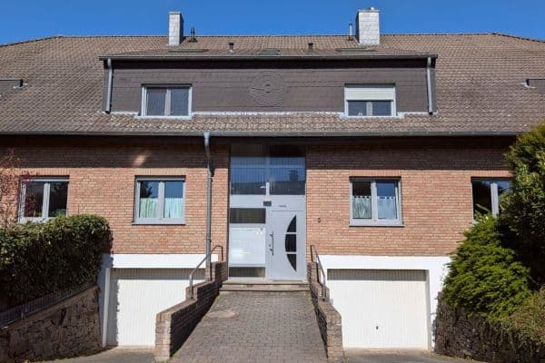 Predaj bytu 3-izbový 93 m², Lohmar Predaj bytu 3-izbový 93 m², Lohmar