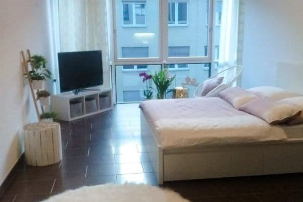 Prenájom bytu 1-izbový 36 m², Schillerstraße 41, München Prenájom bytu 1-izbový 36 m², Schillerstraße 41, München