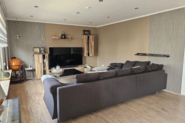 Prenájom bytu 3-izbový 93 m², Lampertheim Prenájom bytu 3-izbový 93 m², Lampertheim