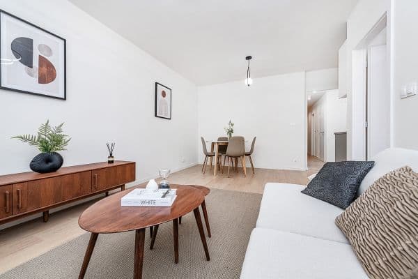 Predaj bytu 4-izbový 76 m², Poznaňská, Praha Predaj bytu 4-izbový 76 m², Poznaňská, Praha