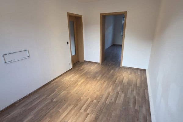 Prenájom bytu 2-izbový 40 m², Platenstr. 16, Nürnberg Prenájom bytu 2-izbový 40 m², Platenstr. 16, Nürnberg