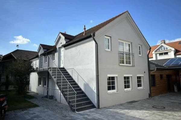 Predaj domu 264 m², pozemek 810 m², Heldenstein, Bavorsko Predaj domu 264 m², pozemek 810 m², Heldenstein, Bavorsko