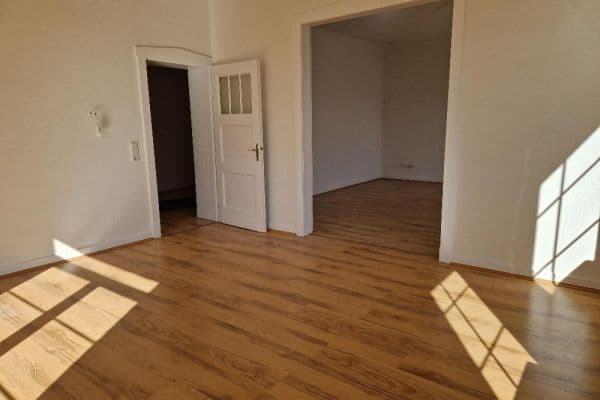 Prenájom bytu 4-izbový 139 m², Siegburg Prenájom bytu 4-izbový 139 m², Siegburg