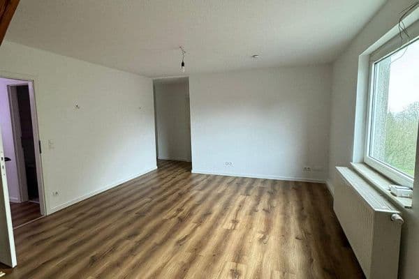Prenájom bytu 3-izbový 73 m², Hohenzollern Str. 37, Recklinghausen Prenájom bytu 3-izbový 73 m², Hohenzollern Str. 37, Recklinghausen
