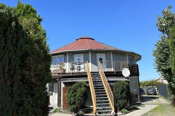 Prenájom bytu 2-izbový 80 m², Flonheim Prenájom bytu 2-izbový 80 m², Flonheim